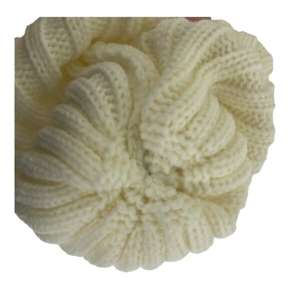 NEW Nordstrom BP White Pom Pom Toque Beanie Hat Ribbed Knit One Size Womens Boho - Picture 4 of 6